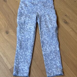 Lululemon Swift Speed High-Rise Crop 21" in the Speckle Spritz Jacquard 4